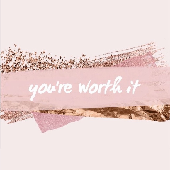 Meet your Posher, Karen - Picture 3 of 10